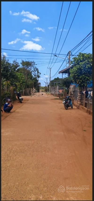 Đất thổ cư trong khu dân cư làng tiêng sát biển hồ