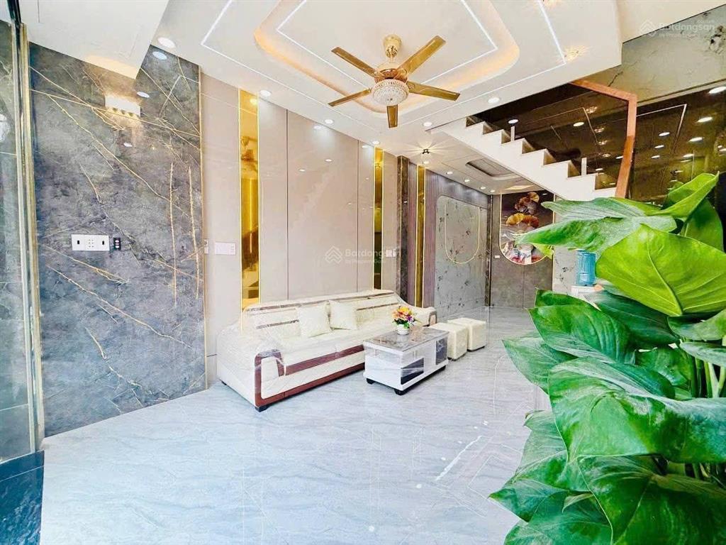 Nhà đẹp trung mỹ tây hxh 6m thông