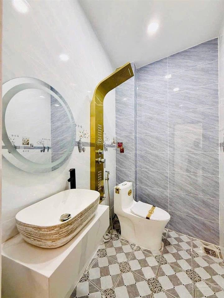 Nhà đẹp trung mỹ tây hxh 6m thông