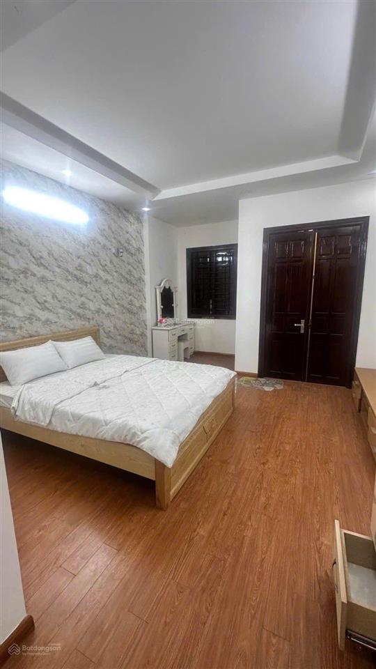 Nhà mới 3 tầng hẻm xe hơi tận cửa tặng full nội thất
