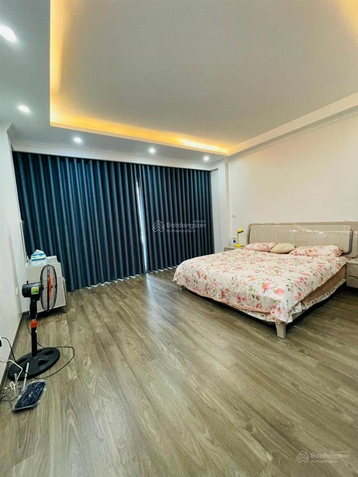 Bán nhà riêng tại nguyễn chí thanh, 17,95 tỷ, 52m2, giá ưu đãi