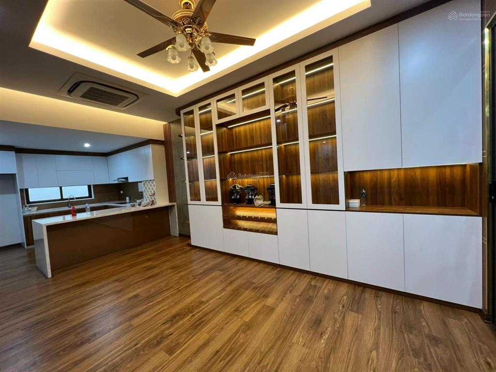 Bán gấp nr 5pn 5wc tại đặng tiến đông, 57m2, 19,8 tỷ, view đẹp