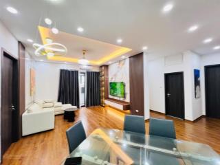 Bán căn cc m3 m4 nguyễn chí thanh, dt 120m2, full nội thất đep, tk 3pn, 2wc, giá 10 tỷ