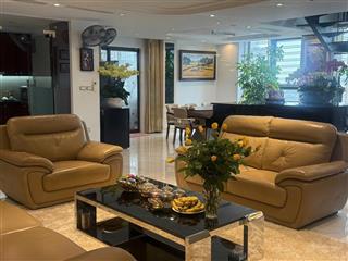 Cho thuê cc goldrn palm, mặt đường lê văn lương, cg, dt 130m2, 3pn, full nt đẹp, giá 22tr/ tháng