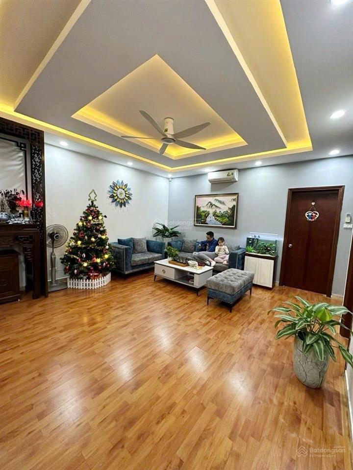 Cho thuê căn cc vimeco tke 2 ngủ 2wc, full nt diện tích  90m², giá 16tr/ tháng