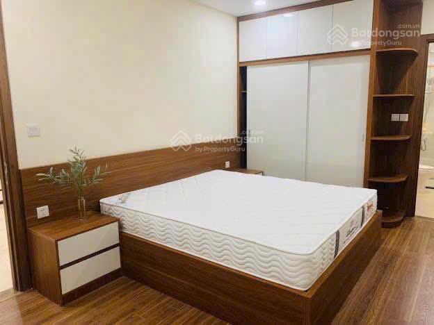 Cho thuê căn hộ n05, dt 155m2, 3pn, 3wc, khách, bếp, giá 20tr/tháng