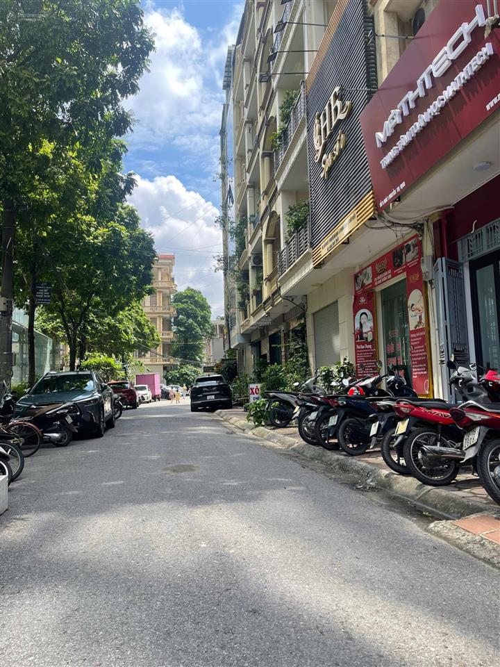 Cho thuê nhà 5 tầng ngõ 1 nguyễn thi định, dt 70m2, 5 tầng, tiện kinh doanh or vp, giá 35tr/ thang