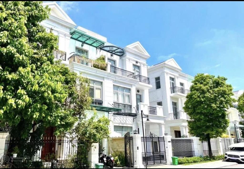 Bán gấp liền kề khu phong lan riverside harmony, dt 96 m2 gồm 3,5 tầng, full nt, giá bán 36 tỷ