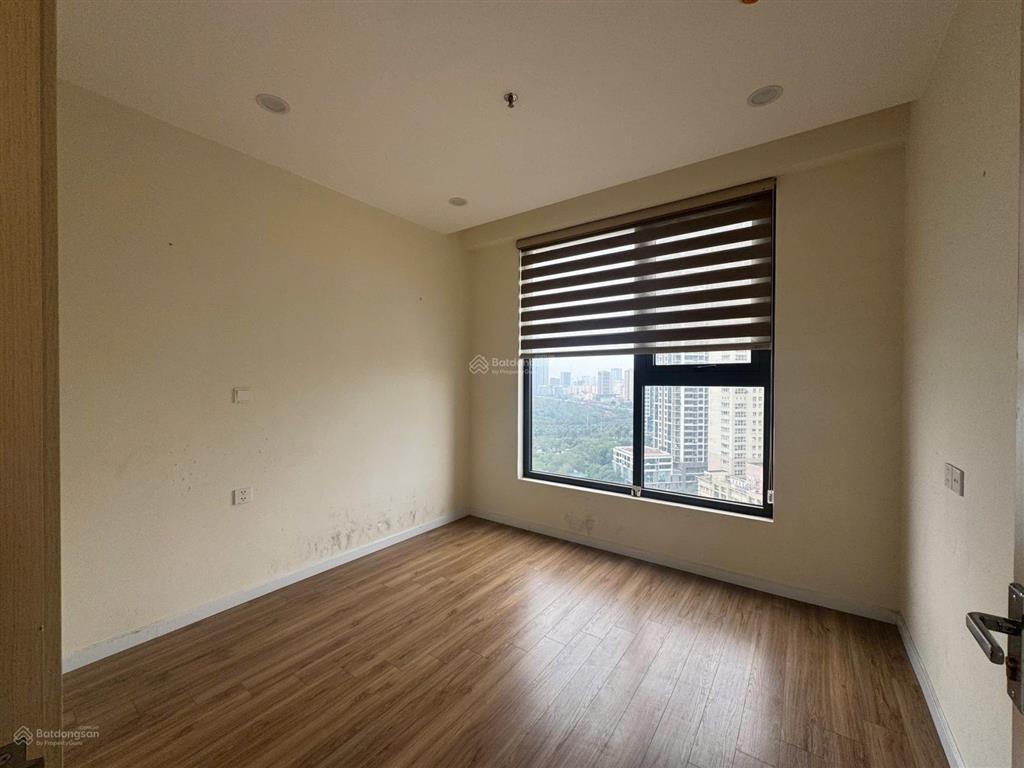 Cho thuê giá rẻ chcc trinity tower đường hồ mễ trì, dt 100m2, 3pn view hồ, nhà mới, giá 15,5triệu