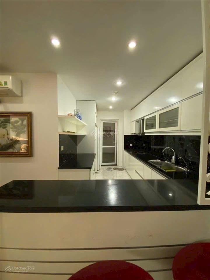 Cho thuê căn hộ cc 35 lê văn thiêm, times tower, dt 135m2, 3pn full nt đẹp, giá 22 triệu/tháng