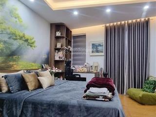 Hiếm có khu vực đống đa  lô góc 3 mặt thoáng  thang máy thông sàn  ô tô cất trong nhà  ở sướng