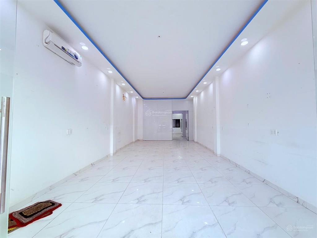 Bán nhà phố mặt tiền đường 22/12  phú hồng lộc  3 tầng  dt 286,3m2  giá 12,5 tỷ thương lượng
