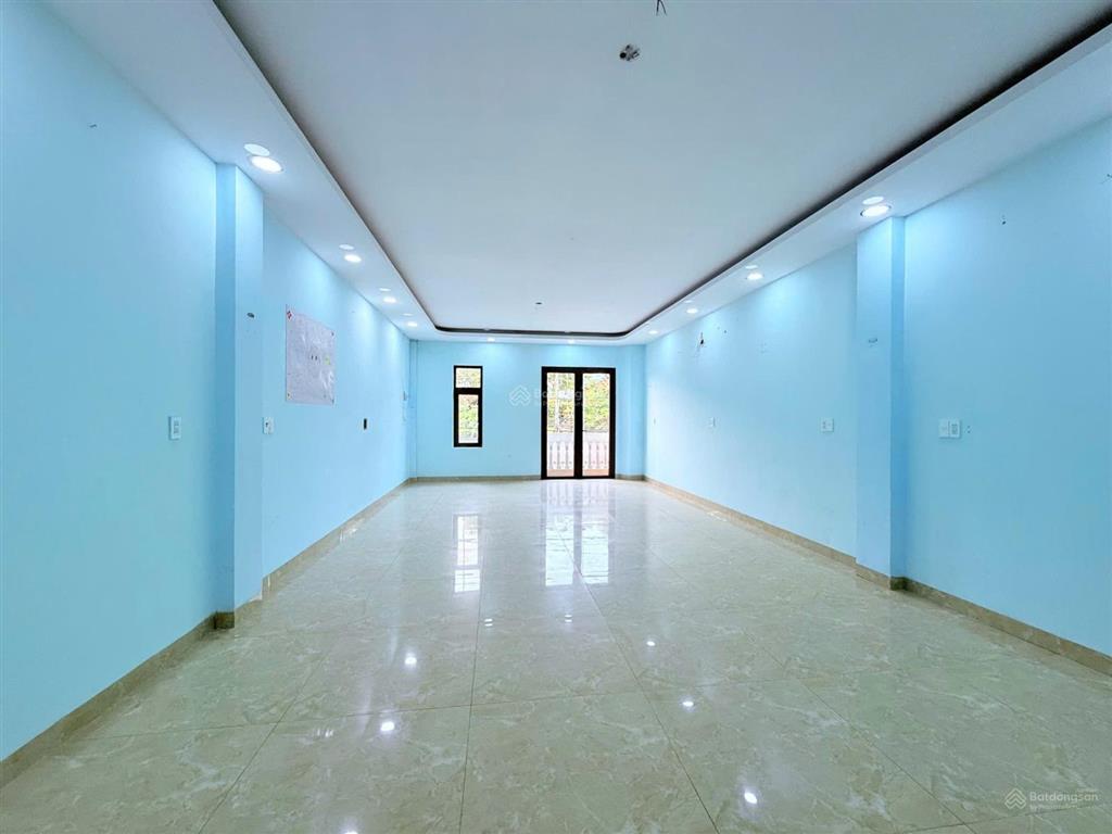 Bán nhà phố mặt tiền đường 22/12  phú hồng lộc  3 tầng  dt 286,3m2  giá 12,5 tỷ thương lượng
