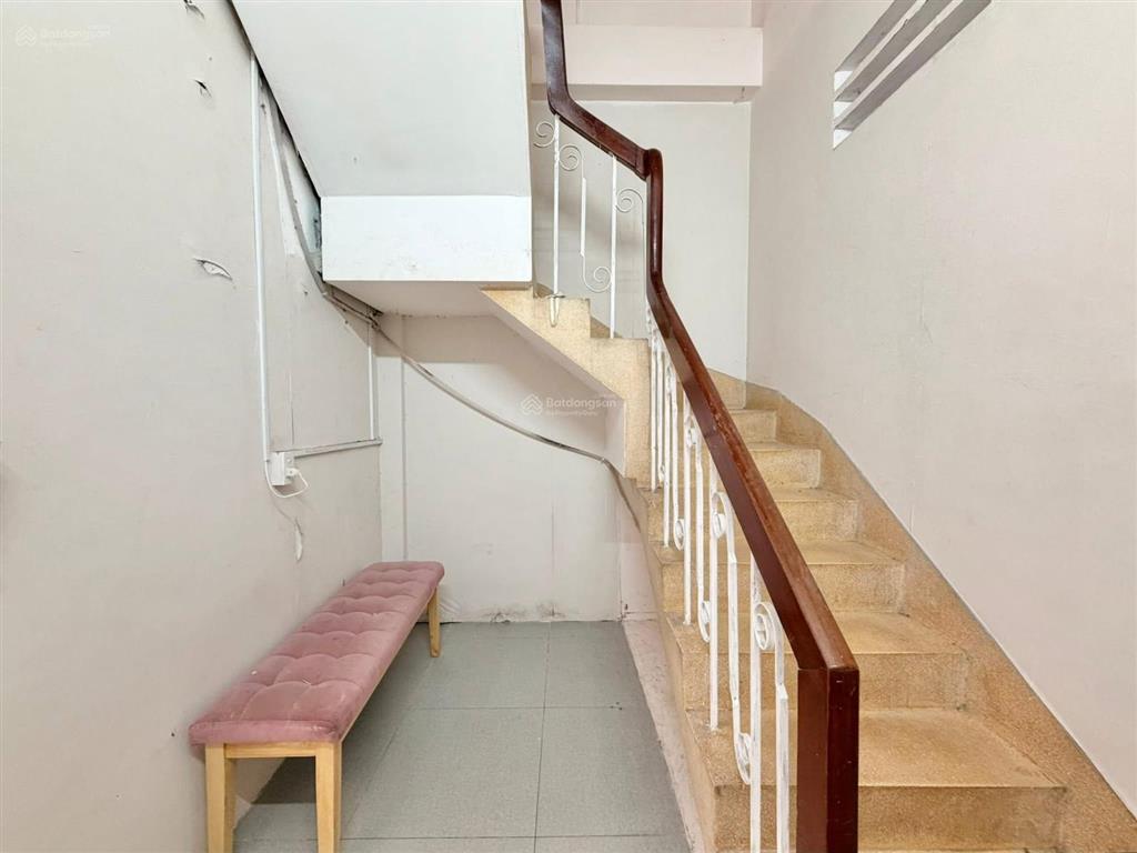 Bán nhà hẻm nhựa xe hơi thông huỳnh văn bánh, phú nhuận