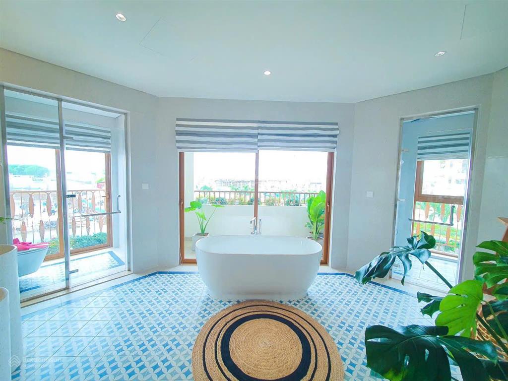 Bán nhanh lô bt cực chất tại blanca city, căn góc mặt tiền chuẩn view. xin  0974 714 *** ms trinh