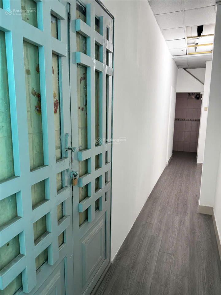 Đại học công nghiệp  chợ gò vấp  đại học văn lang  sẵn dòng tiền