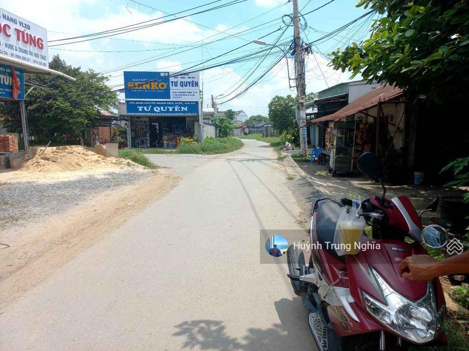 Cô diễm cần bán 1 lô đất ở đ.nguyễn thị se ,tân thông hội, củ chi. dt 140m2 giá 1 tỷ 200tr tl. shr