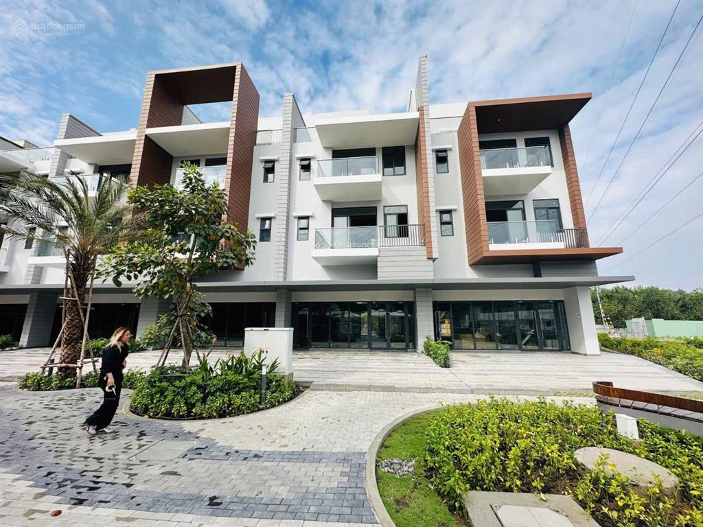 3.4 tỷ sở hữu celesta avenue nguyễn hữu thọ liền kề lotte mart quận 7 tháng 7.2025 nhận nhà