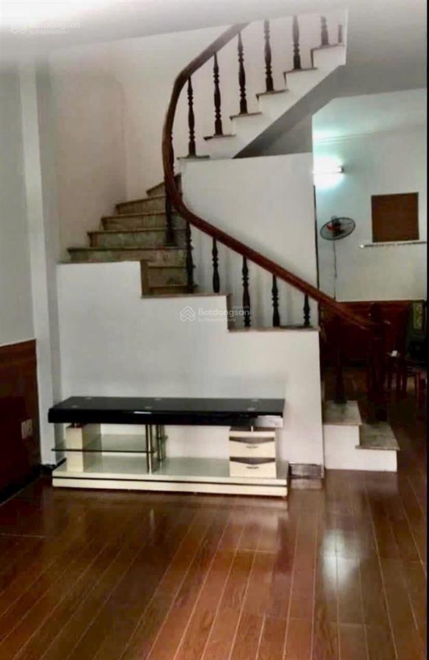 Chính chủ cho thuê nhà nguyên căn nhà thoáng mát sân rộng