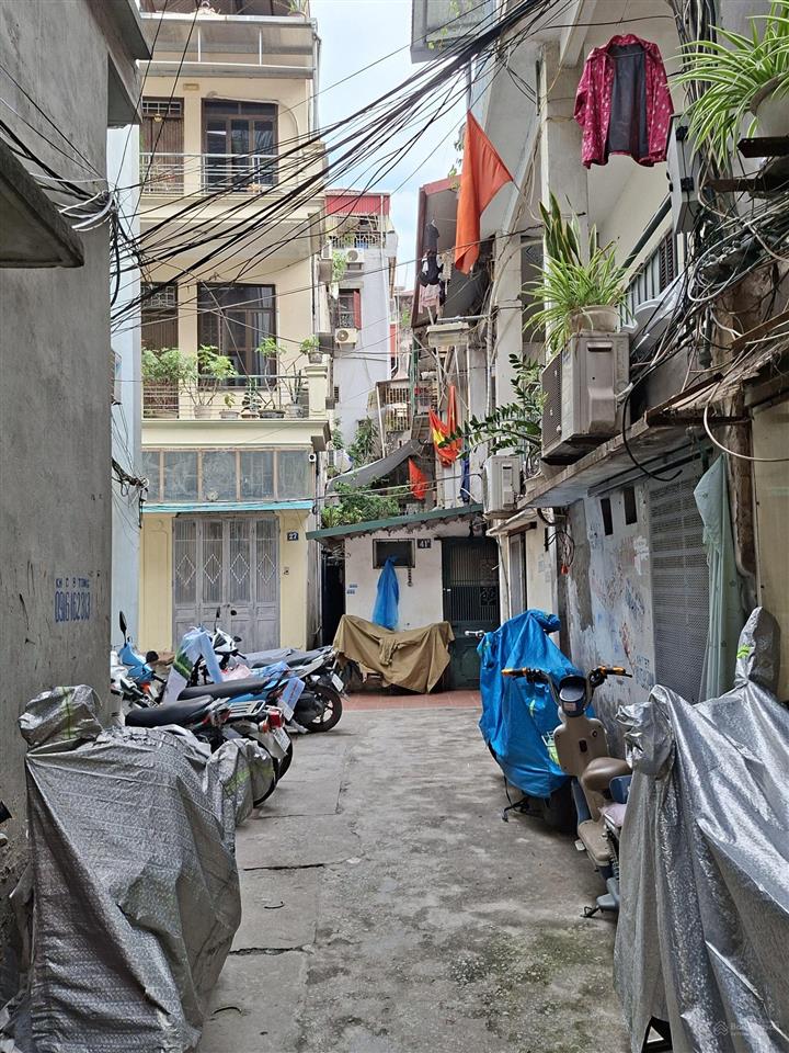 Bán nhà ngõ 409 kim mã, tập thể đường sắt