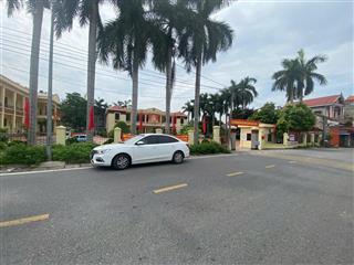 Đất sau 1 nhà mặt đường, ở chính mỹ, ô tô vào tận đất, dân cư đông