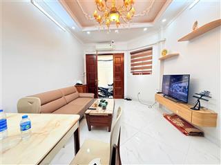 Bán nhà phú đô 46m2 4 tầng 9.75 tỷ lô góc 2 mặt ngõ, ô tô vào, gần sân vận động