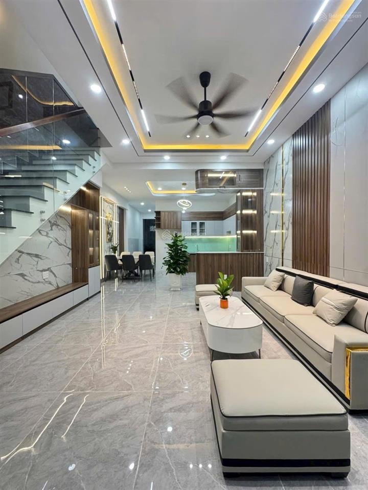 Bán nhà đẹp 2 mặt tiền hẻm thông gần aeon tân phú khu vực phát triển mạnh
giá 6 tỷ 3