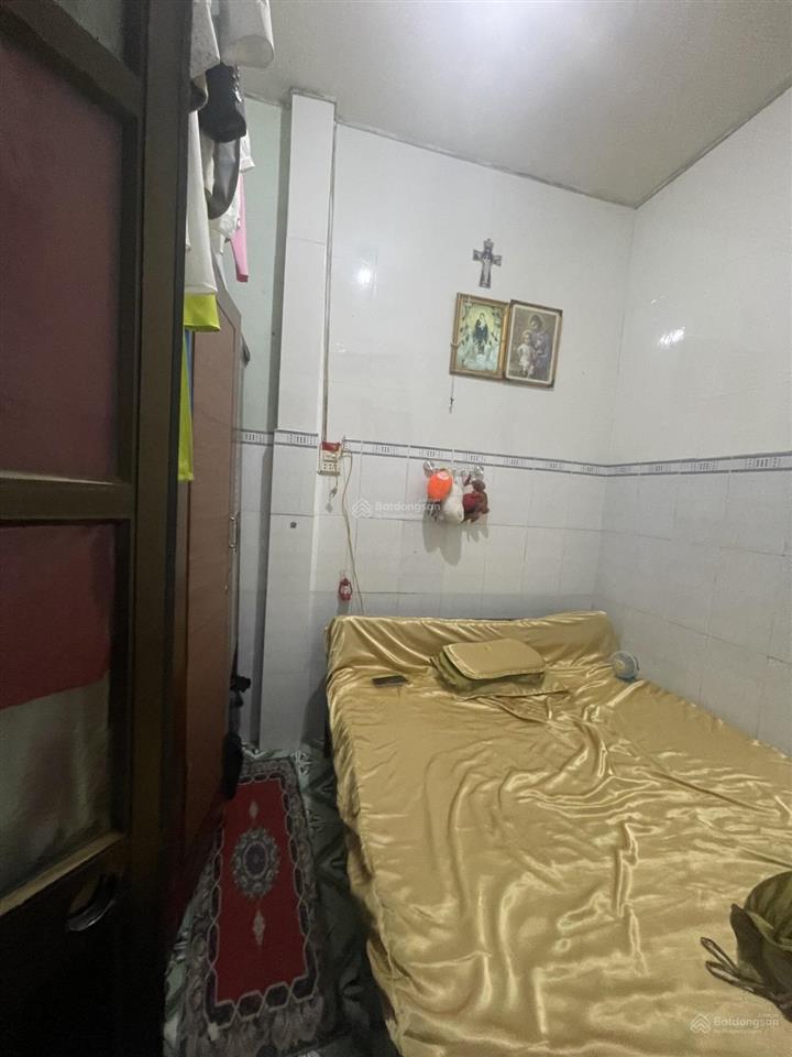 Bình tân 40m2, 2tầng shr 2pn, giá 3,9tỷ. đường số 4