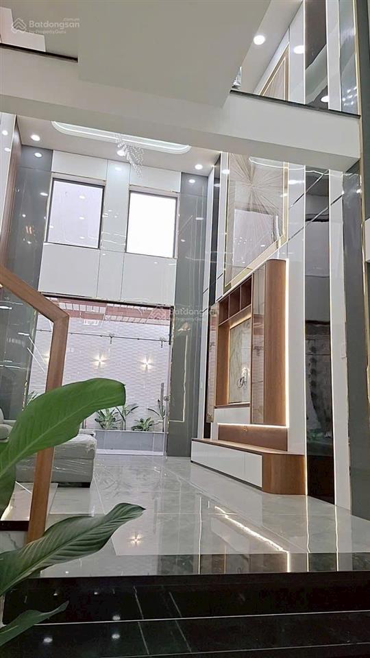 Bình tân 88,8m² 5 tầng shr pn giá 7,8 tỷ. đường số 6