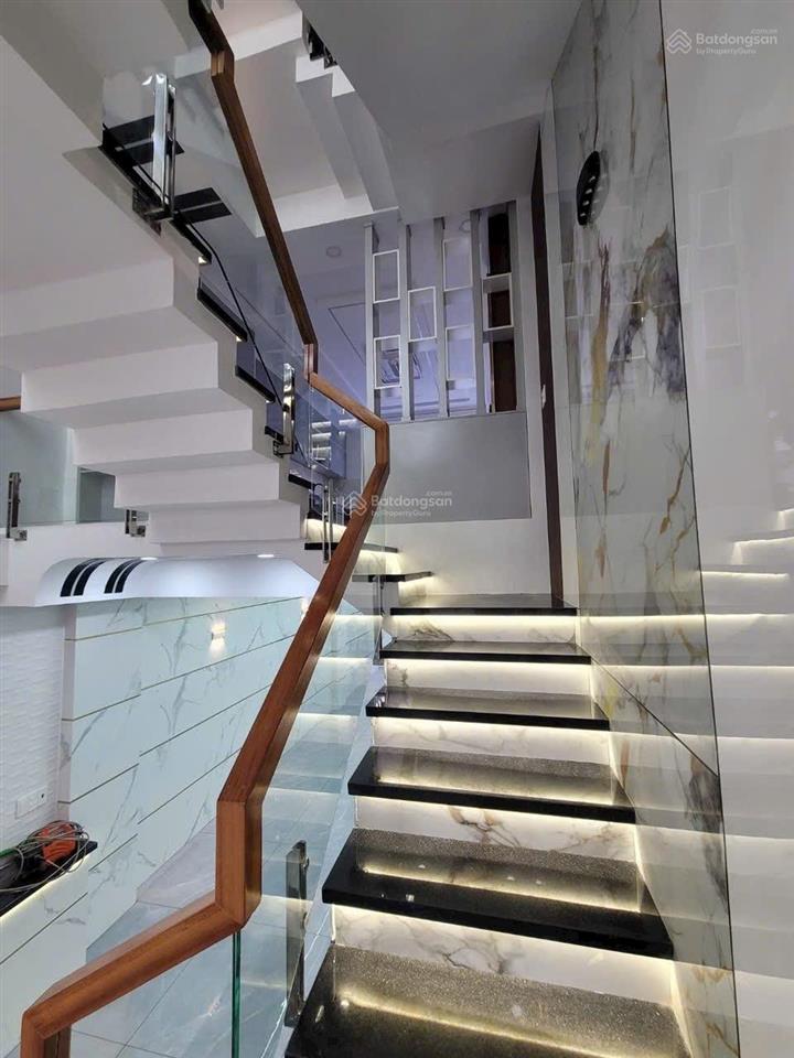 Bình tân 88,8m² 5 tầng shr pn giá 7,8 tỷ. đường số 6