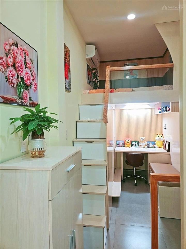 Mặt tiền kinh doanh bình tân 47m 2 tầng shr 2pn giá 6 tỷ
#1015  đường liên khu 56
