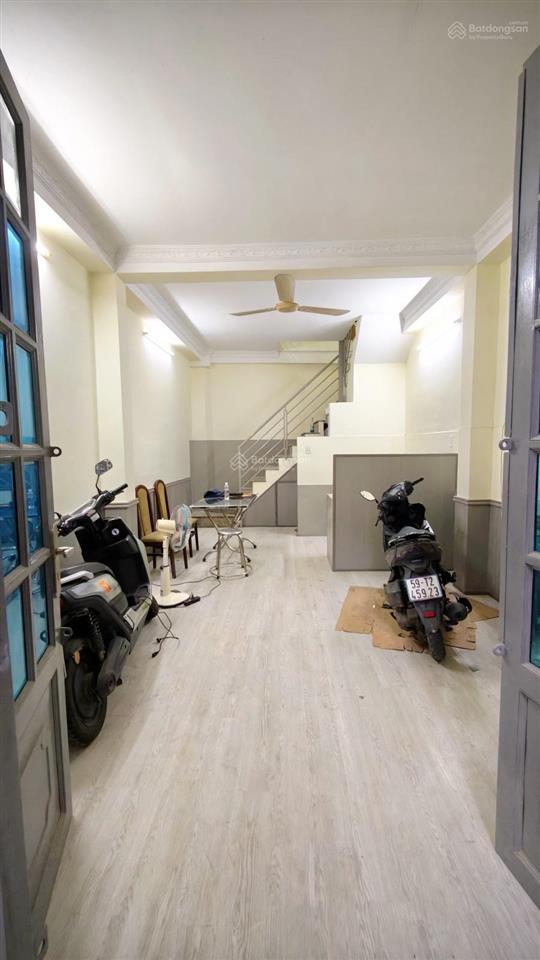 Tân bình 31m2 tầng shr 3pn giá 4,69 tỷ.
#1018  đường phú hoà