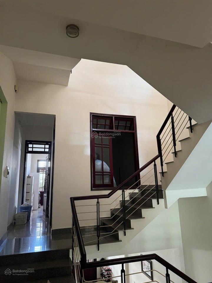 Bán nhà mặt tiền hàn thuyên  13,2 tỷ  108m2  hướng bắc  nhà thoáng mát