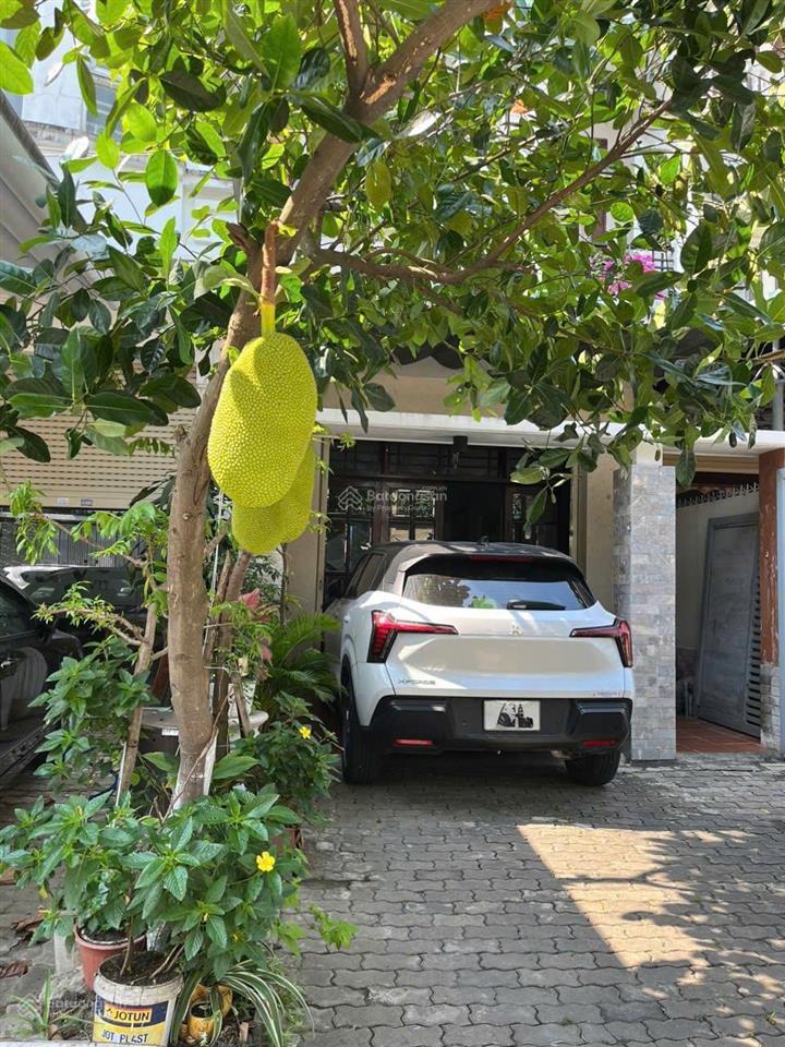 Bán nhà mặt tiền hàn thuyên  13,2 tỷ  108m2  hướng bắc  nhà thoáng mát