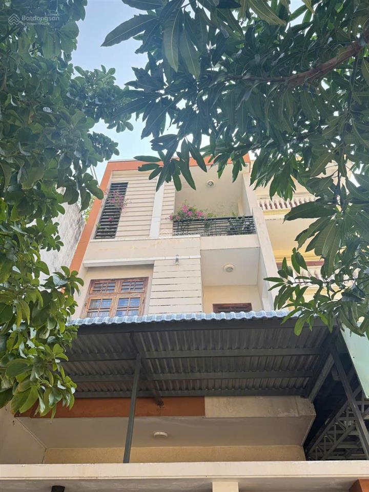 Bán nhà mặt tiền hàn thuyên  13,2 tỷ  108m2  hướng bắc  nhà thoáng mát