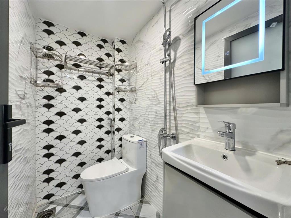 Toà nhà dòng tiền 30tr/tháng, hẻm 2 xe tải quang trung gò vấp, chỉ 9.8 tỷ, 62.6m