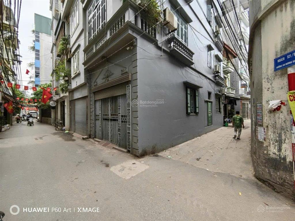 Bán gấp trong tuần nhà 6 tầng thang máy,gần khu đô thị ciputra, tiện ích ngập tràn, ô tô vào nhà.