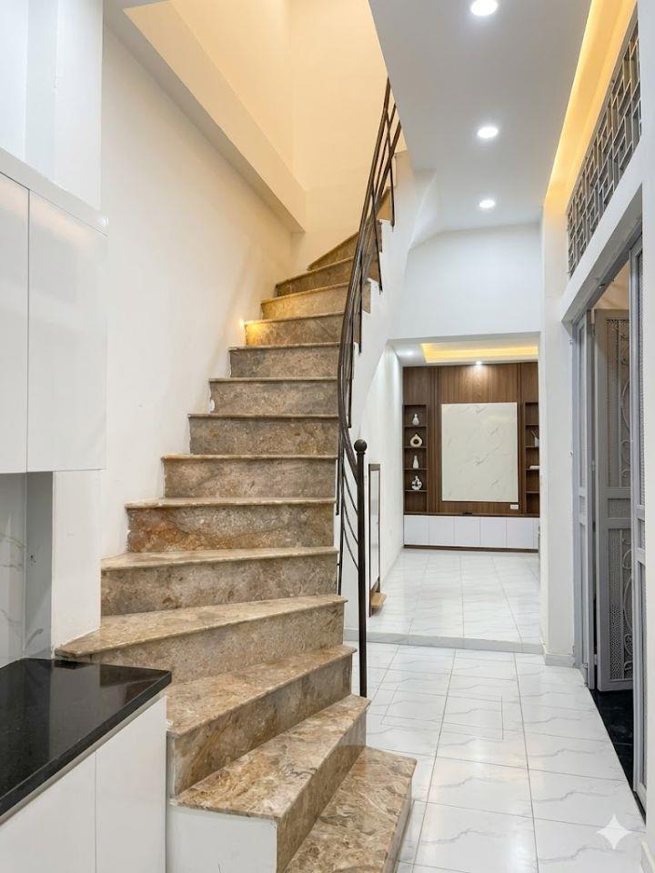HAI BÀ TRƯNG – BẠCH MAI - PHỐ HUẾ  – 27M2 * 3 TẦNG * 3 NGỦ – 5.89 TỶ – 038.248.7733     