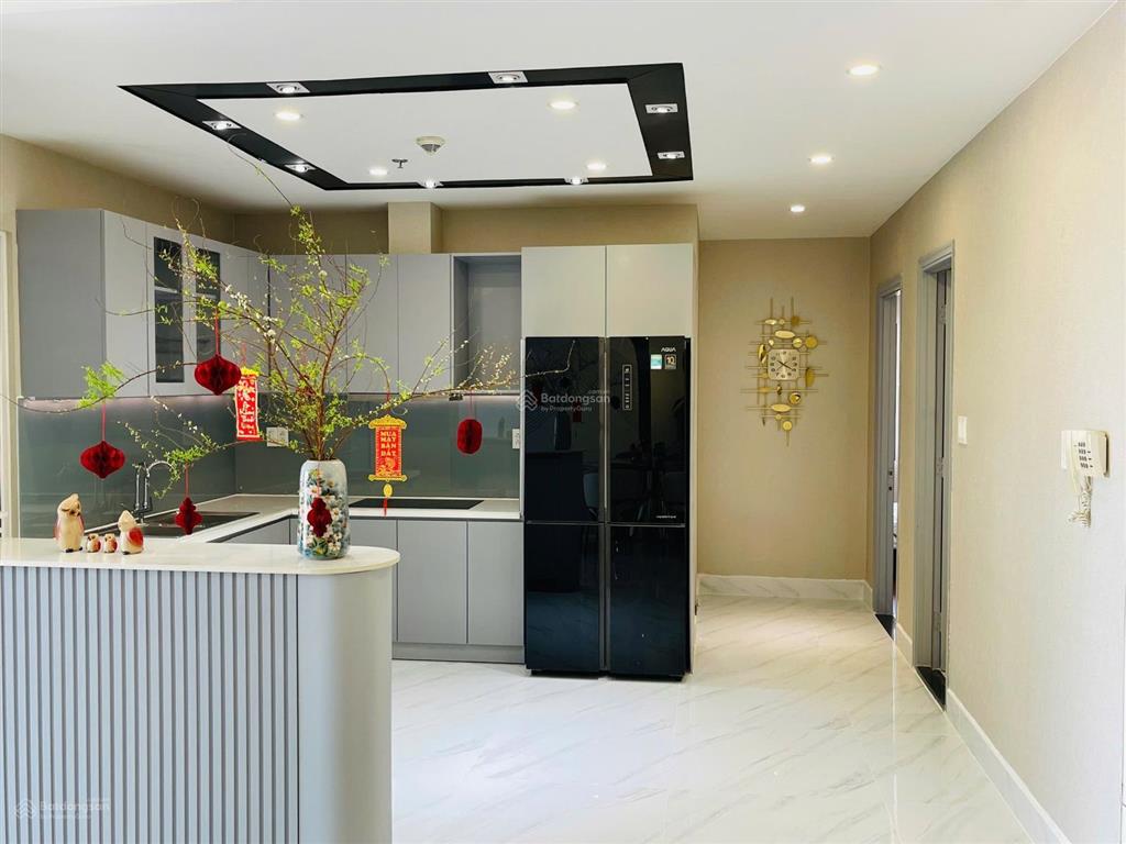 Định cư nên bán gấp căn hộ giá tốt 125m2 3pn chỉ 9tỷ3 cc sunrise city north  0937 781 ***