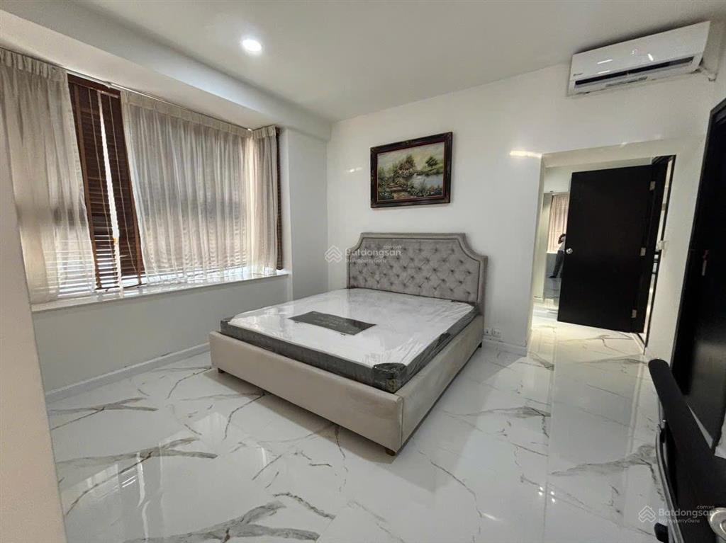 Bán căn sunrise city view 76m chỉ 5ty9 lầu cao  0937 781 *** gặp tài