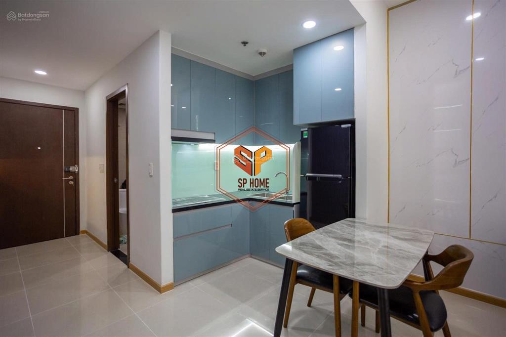 Bán gấp căn hộ sunrise city 43 m2 có sổ hồng,ban công,nội thất mới 100% xem nhà 24/7  0937 781 ***