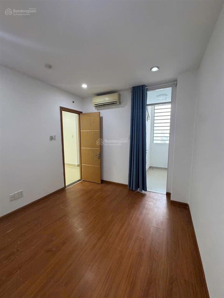 Bán gấp căn hộ 66m 2pn 1wc sổ hồng sẳn trao tay giá chỉ 4ty950  0937 781 *** xem nhà