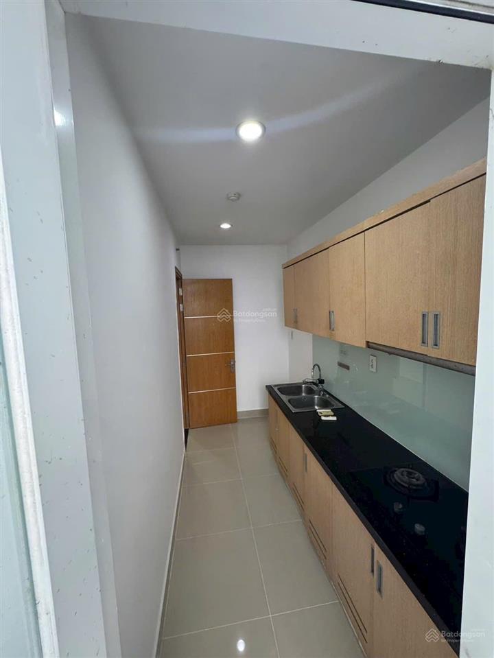 Bán gấp căn hộ 66m 2pn 1wc sổ hồng sẳn trao tay giá chỉ 4ty950  0937 781 *** xem nhà