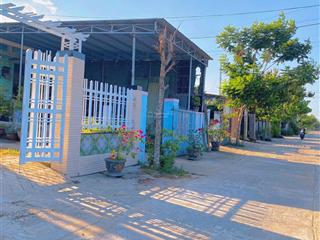 Hàng hiếm phong thử  lô góc 80m  kinh doanh đẹp  dân cư hiện hữu