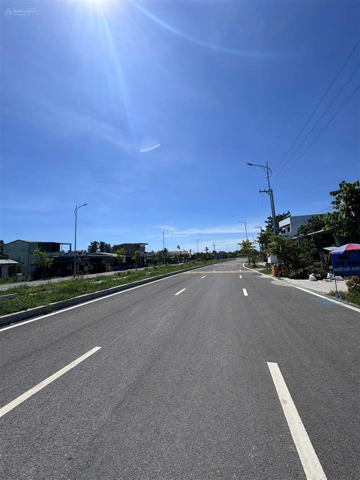 Sẵn sổ, vị trí đẹp, giá tốt. sở hữu đất nền hòa tiến  mặt tiền quốc lộ 14b chỉ từ 1 tỷ x.