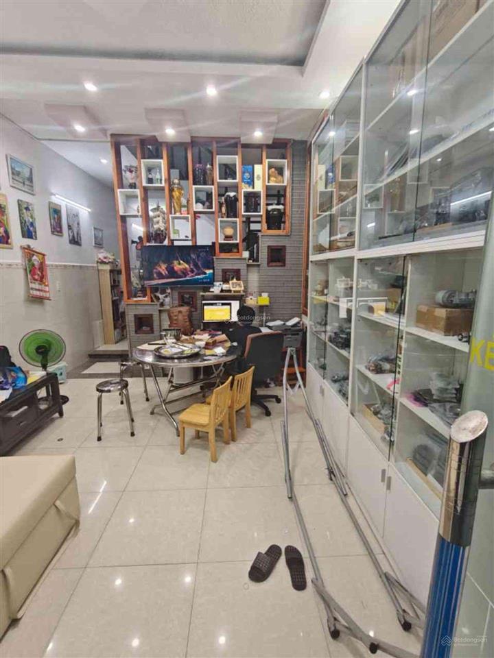 Bán nhà hẻm 5m ngay hồ văn long tỉnh lộ 10 bình tân 4*16 giá chỉ 5,2ty