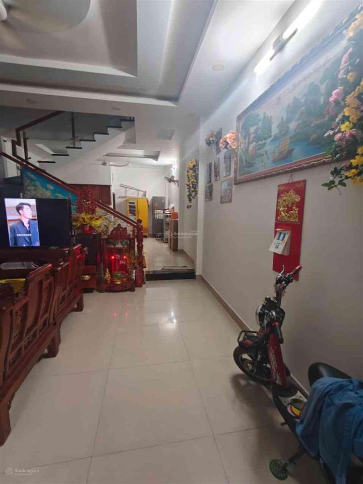 Bán nhà tỉnh lộ 10 khu tên lửa bình tân