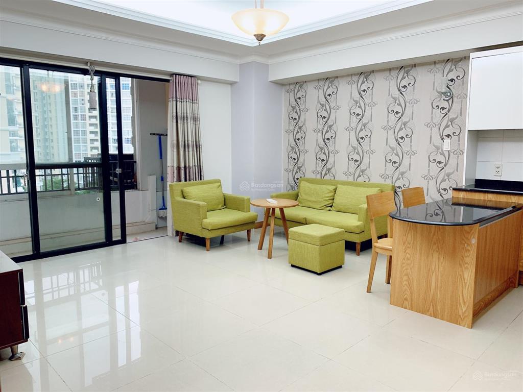 Cho thuê chcc cantavil an phú, 80m2  nhà trống sẵn vô liền, ban công  view hồ bơi.