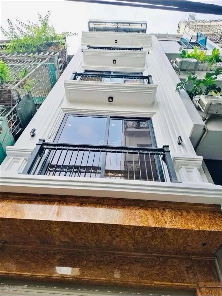Ô tô vào nhà  bán nhà ngay kđt đô nghĩa, cv cây đàn dt 52m2  gía 4tỷ88 gần đh phenikaa