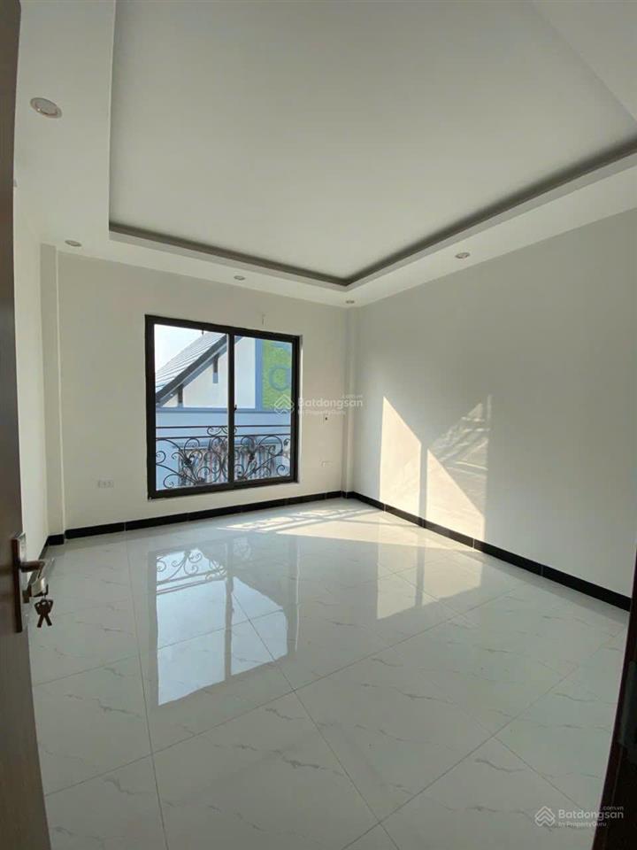 Ô tô vào nhà  bán nhà ngay kđt đô nghĩa, cv cây đàn dt 52m2  gía 4tỷ88 gần đh phenikaa